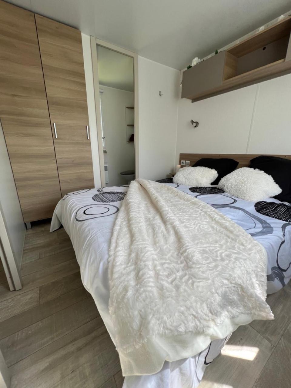 Mobil-Home 4 Etoiles Avec Piscine Proche De Blois Онзен Экстерьер фото