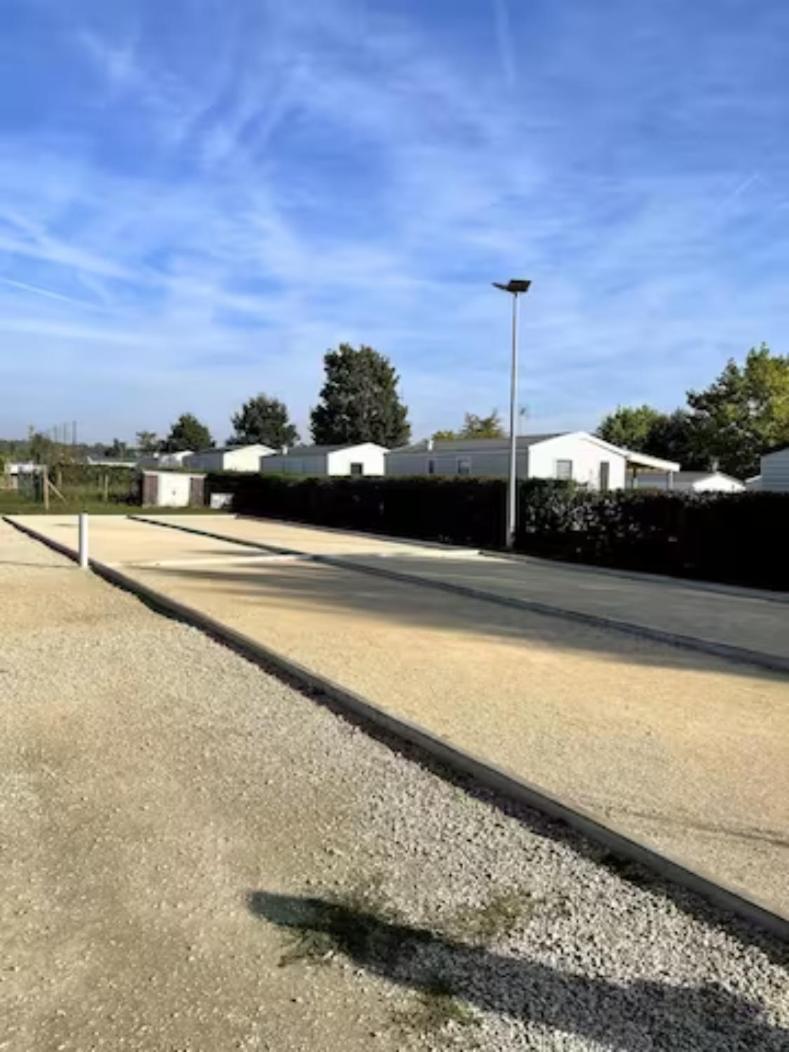 Mobil-Home 4 Etoiles Avec Piscine Proche De Blois Онзен Экстерьер фото